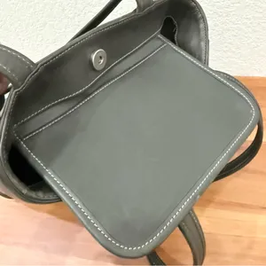 Vintage COACH 9305 Gray Glove-Tanned Leather Bleecker Bucket Shoulder Tote Bag thumbnail 13