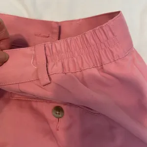 Izod Womens size 14 pink pleated shorts side and back pockets belt loops EUC thumbnail 8