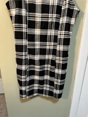 Divided H&M Women’s Size Medium Mini Bodycon Dress Black White Plaid Square Neck thumbnail 4