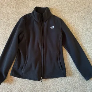 women’s north face black jacket thumbnail 1