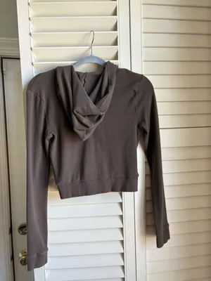 Urban Outfitters Crop thumbnail 3