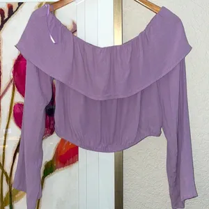 Urban Outfitters Silence + Noise Purple Off Shoulder Crop Top Milkmaid Boho Long Sleeve thumbnail 2