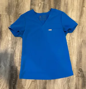 FIGS Scrub Top thumbnail 1