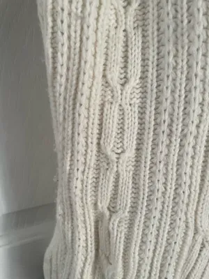 Women’s St John’s Bay Cream Zip Up Sweater Cardigan Size Small Petite thumbnail 3