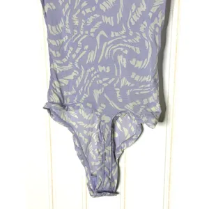 SKIMS Summer Mesh T-Shirt Bodysuit Lilac Swirl Logo Print Mock Neck NWT L thumbnail 8