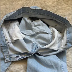 Wrangler sky Blue Women’s Leather Patch Slim Fit Cowboy Jeans Size 13/36 thumbnail 10