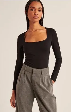 Abercrombie & Finch Soft AF Long-Sleeve Squareneck Black Bodysuit Size Medium thumbnail 1