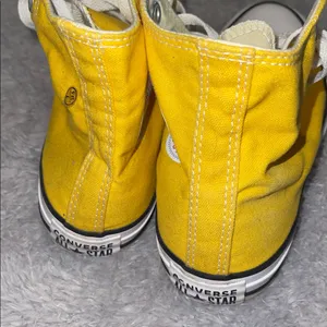 Converse Chuck Taylor All Star High Tops Yellow Unisex W6 / M4 thumbnail 4