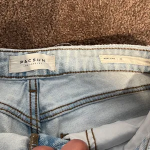 PAC Sun Mom Jeans Size 25‎ thumbnail 2