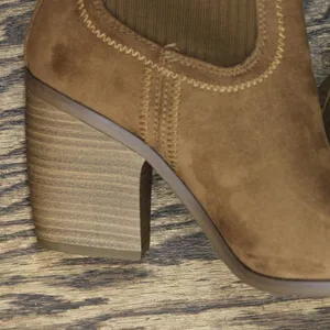 NEW Universal Thread Womens Kinley Ankle Boots 88225814 Cognac Brown 7M thumbnail 9