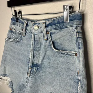 Agolde Light Wash Riley High Waist Cut Off Denim Short in Groove Size 24 thumbnail 5