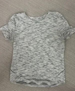 Lululemon Short Sleeve thumbnail 2