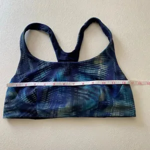 Lululemon Sports Bra Size 8 Blue Teal Abstract Racerback Yoga Athletic thumbnail 5