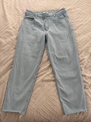 Abercrombie High-Rise Mom Jeans curvy love thumbnail 1