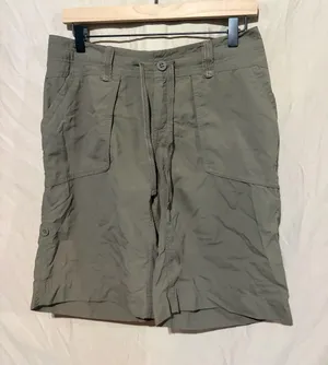 North face shorts thumbnail 1