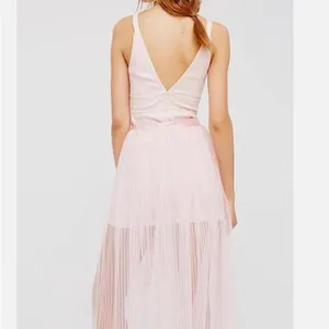 Free people Elegant Pink Sleeveless embroidered bodycon mini Dress thumbnail 2