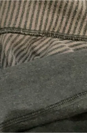Lululemon sweatshirt thumbnail 2