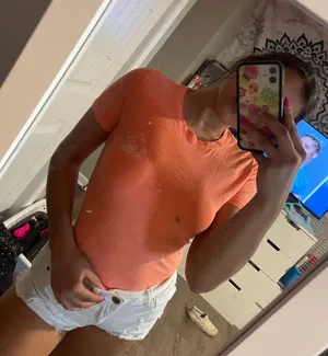 Salty Dog Cafe Tee Orange Size M thumbnail 2