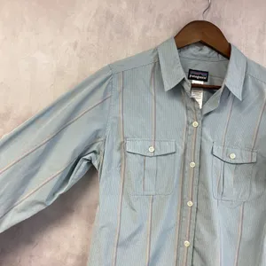 Patagonia Womens La‎ Reina Button Down Shirt Size 8 Striped Hiking Gorp Granola thumbnail 5
