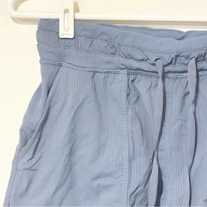 Lululemon Dance Studio High-Rise Short 3.5" Athletic Size‎ 4 thumbnail 3