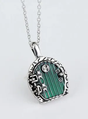 Silver Hobbit Hole, Lord of The Rings Pendant Locket Necklace - Green Door thumbnail 6