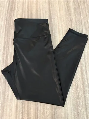 Athleta Elation Matte Foil Shine 7/8 Tight Leggings Women’s Size XL Black thumbnail 3