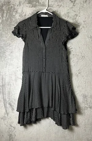 Alice + Olivia Moore Pinstripe Ruffle Shirt Dress Black White Size Small Office thumbnail 1