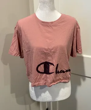 Champion Pink Crop Tee Logo Graphic Short Sleeve Size Medium thumbnail 1