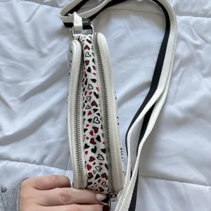 Brighton Love Scroll Canvas‎ Crossbody Bag Purse White Red Black Hearts thumbnail 7