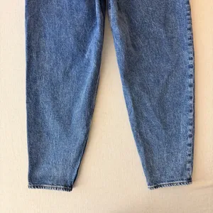 Abercrombie & Fitch 80s Mom Pleated Ultra High Rise Jeans Women 28/6R Blue thumbnail 2