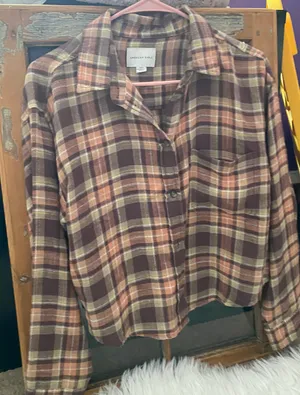 American Eagle Outfitters thumbnail 1