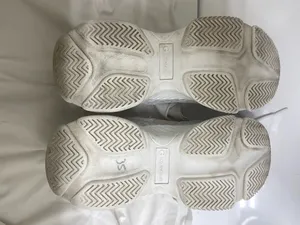 Chunky Sneakers by G by GUESS cream and white trainers 9.5 thumbnail 3