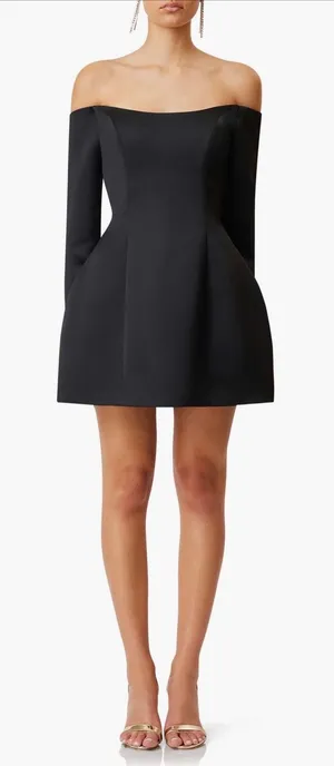 Elliatt Vida Off-Shoulder Long Sleeve Mini Dress – Black (M) New!‎ thumbnail 1