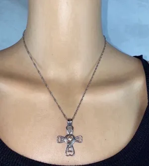 NEW Cross Necklace thumbnail 3