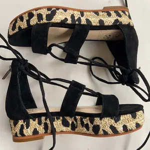 NWOT Vince Camuto leather sandals thumbnail 5