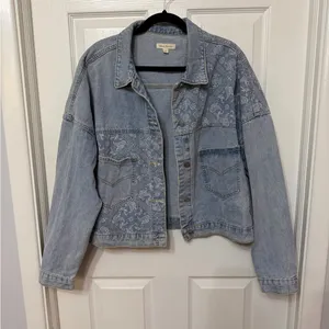 Shop Stevie paisley boxy jean denim jacket size XL light wash blue‎ thumbnail 2