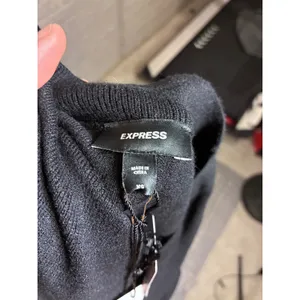 Express Womens Black Rhinestone Bow Cropped Cardigan Puff Sleeve Sweater XS NEW thumbnail 5