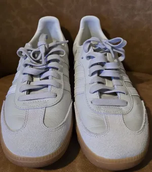 adidas women Light Gray Sneakers with Gum Sole thumbnail 1