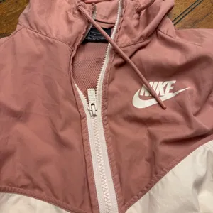 Nike Windrunner Windbreaker Jacket Womens Small‎ Dusty Rose Cream Colorblock Zip thumbnail 2