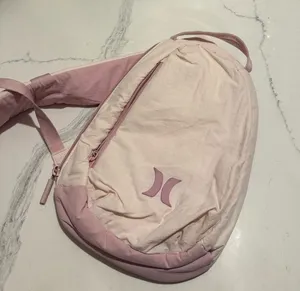 Hurley Horizon Bag Crossbody Pink thumbnail 1