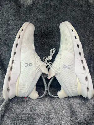 On Cloudnova Pearl White Running Shoes Womens Size 6 US 37 EU Sneakers thumbnail 5