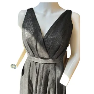 Monique Lhuillier Bridesmaids Size 2 Black Metallic Plunge V-Neck Maxi Dress thumbnail 3
