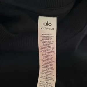 Alo Yoga NWT Accolade Crew Neck Pullover Black Size XS Oversized thumbnail 8