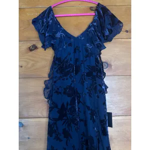 NWT Lulus Romantic Wonder Navy Burnout Velvet Ruffled Tie-Back Maxi Dress Size S thumbnail 6