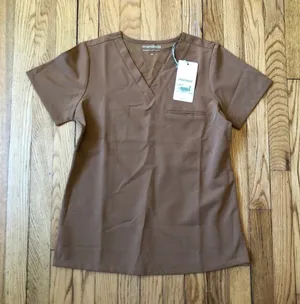 Mandala NWT Camel One Pocket Short Sleeve V-Neck Scrub Top Size XS thumbnail 1