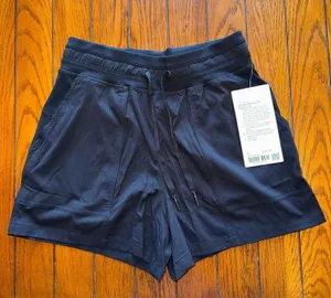 Lululemon Dance Studio Short High Rise 3.5” Black Size 4 NWT thumbnail 1