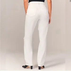 Abercrombie & Fitch Curve Love The 90s Straight Ultra High Rise- Size 14 (32S) thumbnail 2