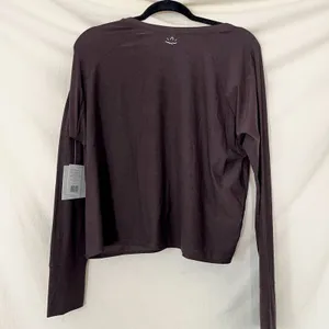 NWT Beyond Yoga Featherweight Daydreamer Pullover L Dark Brown thumbnail 6