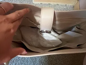 Lululemon purse thumbnail 2