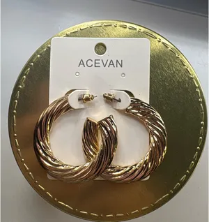 Acevan gold hoops earrings thumbnail 3